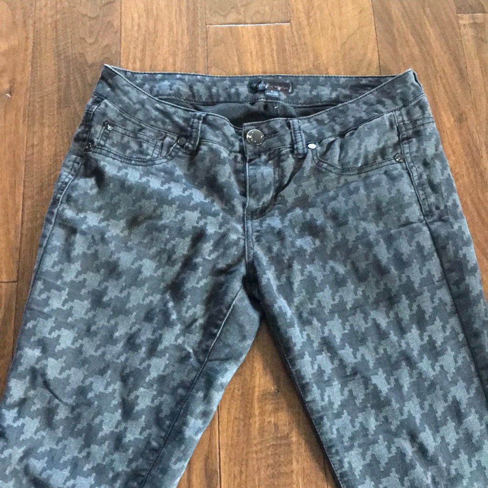 Stretchy, skinny pants, size 5